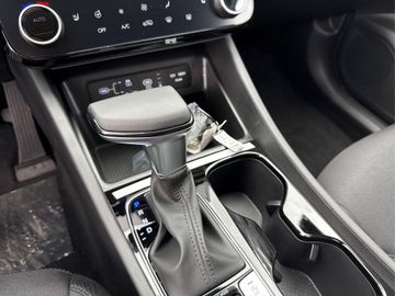Hyundai TUCSON - 12