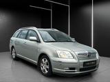 Toyota Avensis Kombi 2.0 D-4D Sol *TÜVNEU*AHK*KLIMA* - Toyota Avensis aus 2005: Kombi