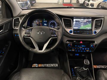 Hyundai Tucson Premium 4WD *AHK*KAMERA*NAVI*PANO*LEDER*