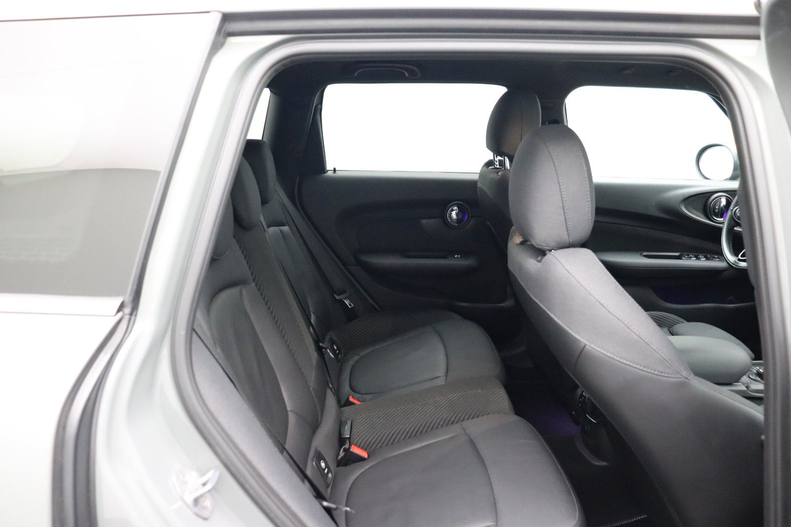 Fahrzeugabbildung MINI Cooper Clubman 1.5