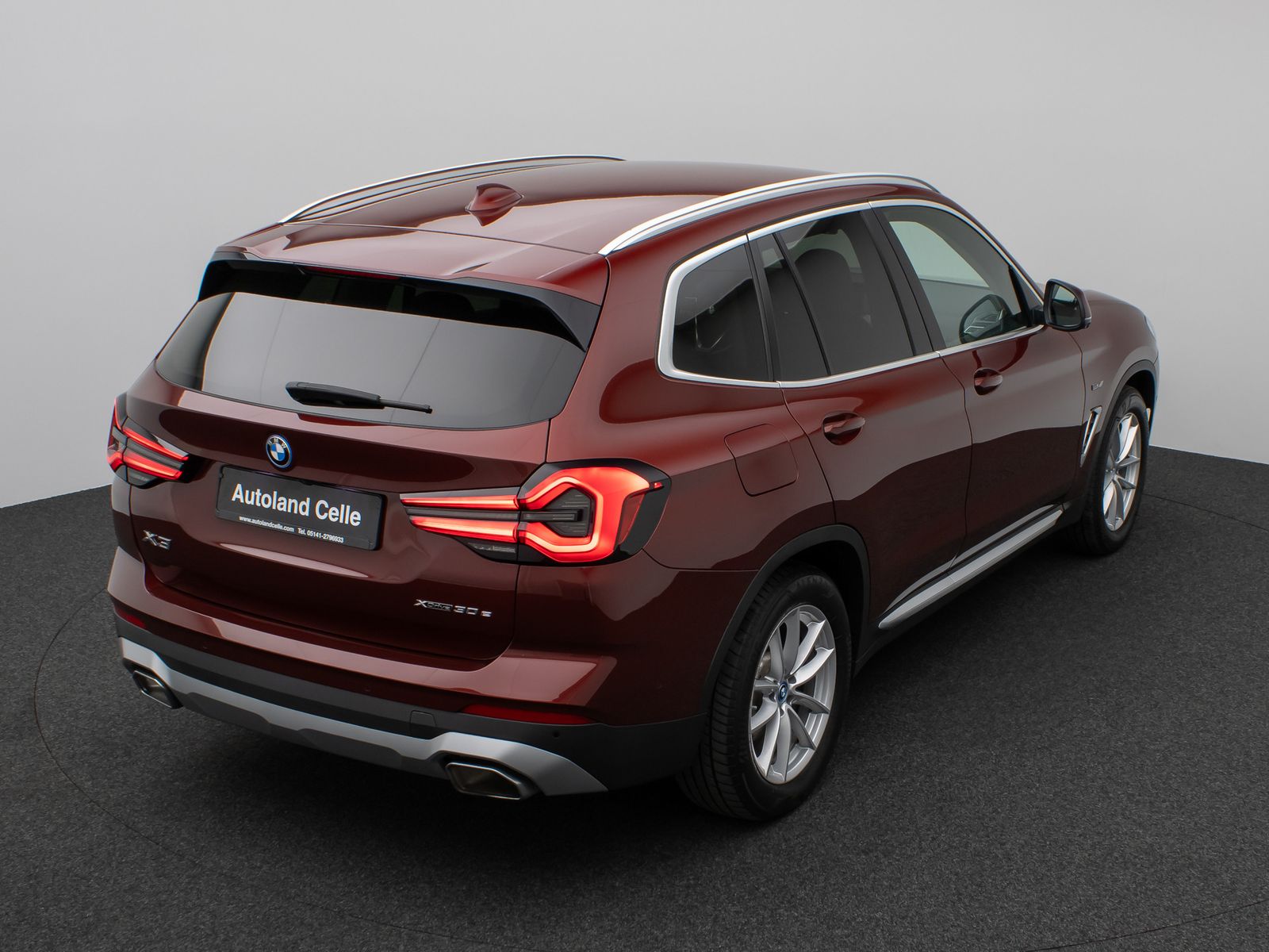 Fahrzeugabbildung BMW X3 xD30e Laser 360° HUD DAB HiFi Komfort Sport