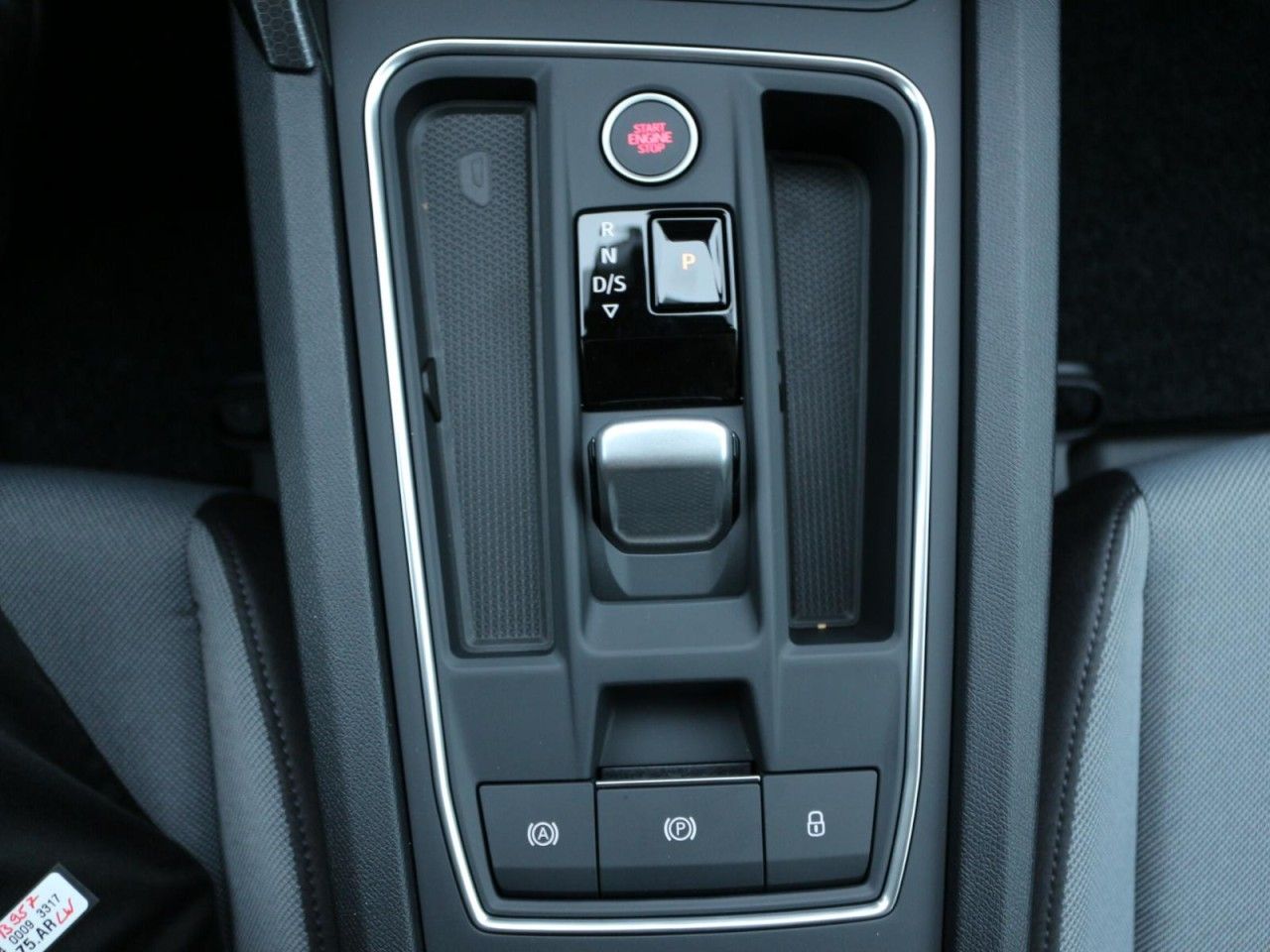 Fahrzeugabbildung SEAT Leon 1.5 eTSI Style Edition DSG