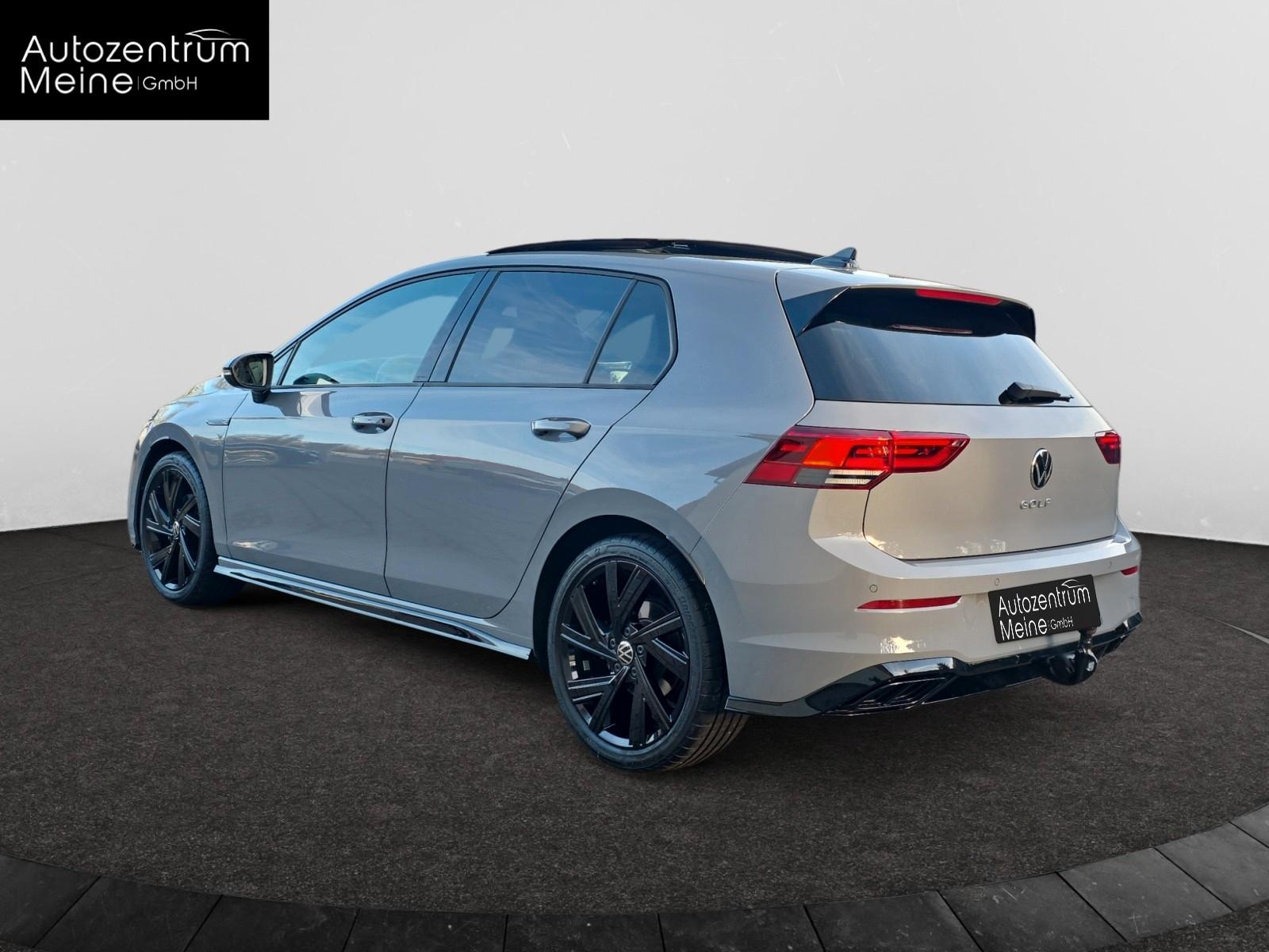 Volkswagen Golf VIII Lim. R-Line*ACC*PANO*AHK*STHZ*LED*SHZ