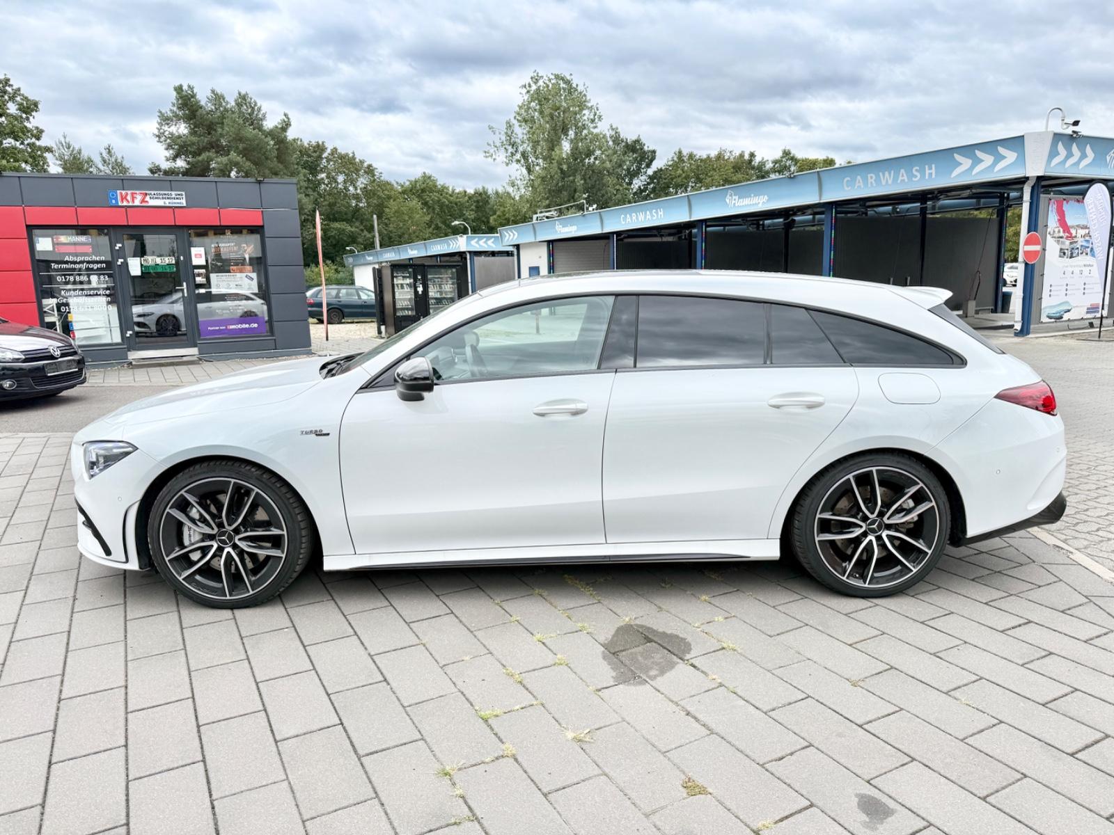Mercedes-Benz CLA 35 AMG Shooting Brake