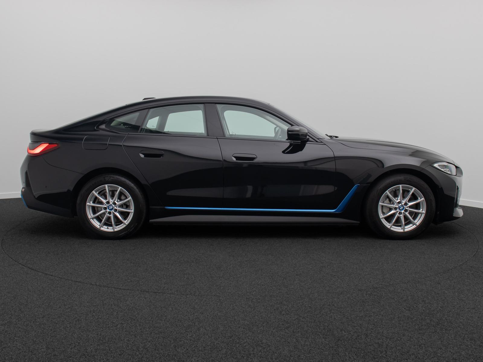 BMW i4 eD40 GC HiFi Kamera DAB Widscreen Sportsitze, миниатюра 5