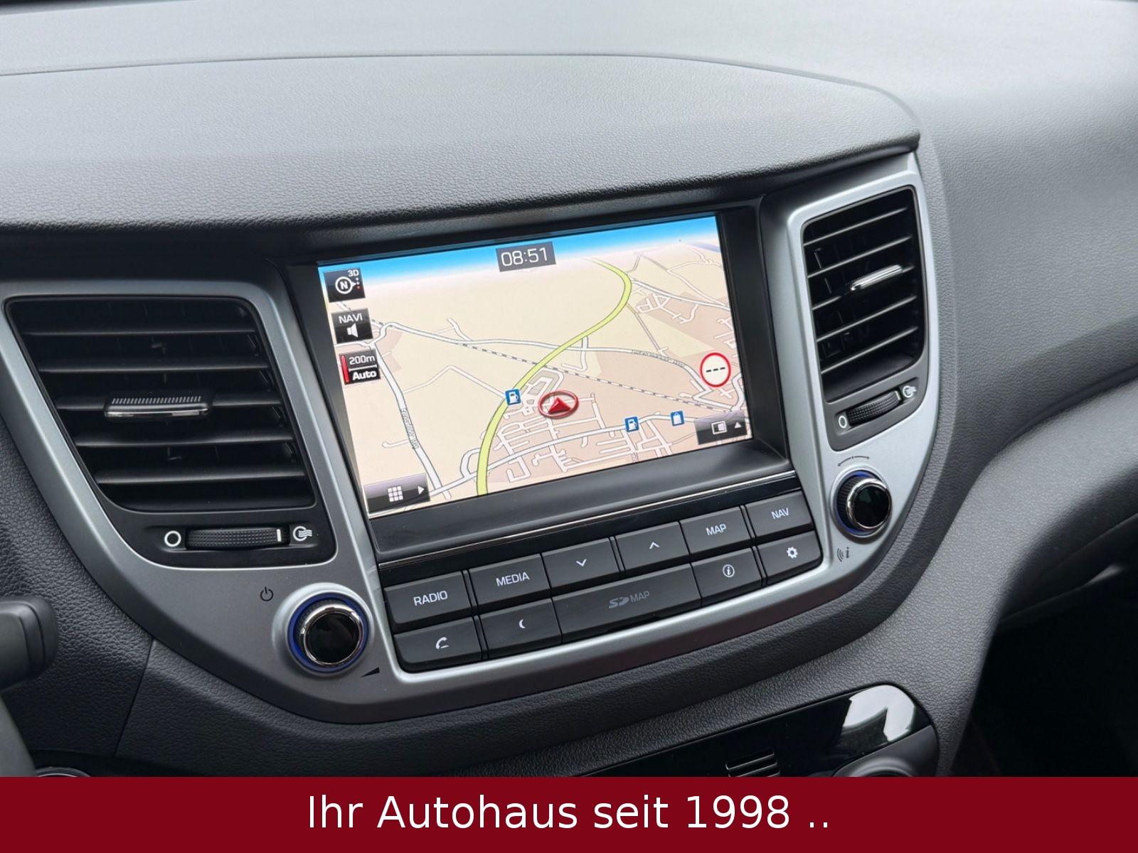 Hyundai Tucson 1.7 CRDi Premium Aut. *LED/AHK/CAM/LEDER*
