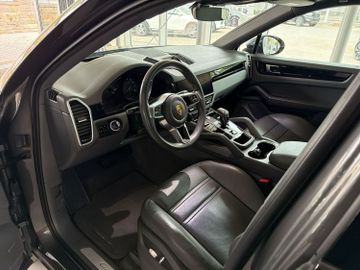 Porsche Cayenne - 9