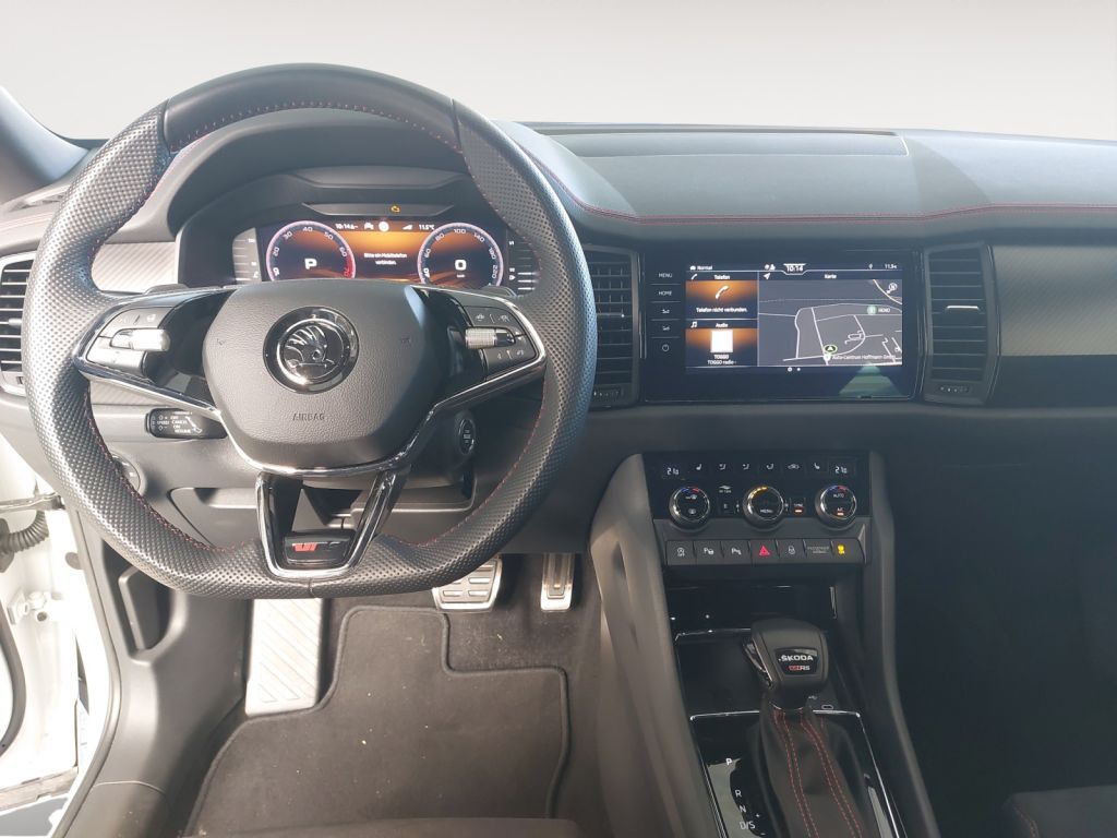 Fahrzeugabbildung SKODA Kodiaq 2.0 TSI 4x4 DSG RS AHZV Standheizung 5 Ja