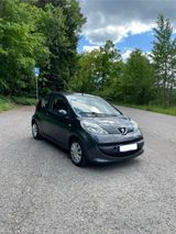 Peugeot Auto Peugeot 107 - Peugeot 107 aus 2006