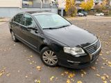 Volkswagen Passat 2.0 TDI DPF Highline Leder Navi - Volkswagen Passat: TDI Dpf