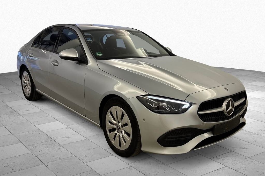 Image of Mercedes-Benz C 200