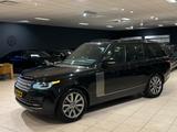 Land Rover Range Rover Vogue 4.4 SDV8*AHK*PANO*MASSAGE*TOP!