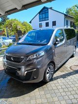 Peugeot Traveller 136 50KWH Allure L2 Allure - Peugeot Traveller mit Elektro-Antrieb