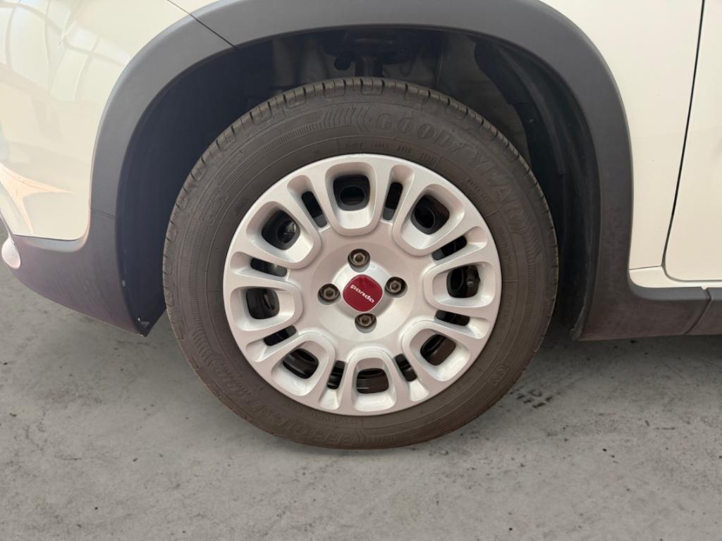 Fiat Panda BLUETOOTH DAB KLIMA MULTIFLENKRAD MP3 STAR