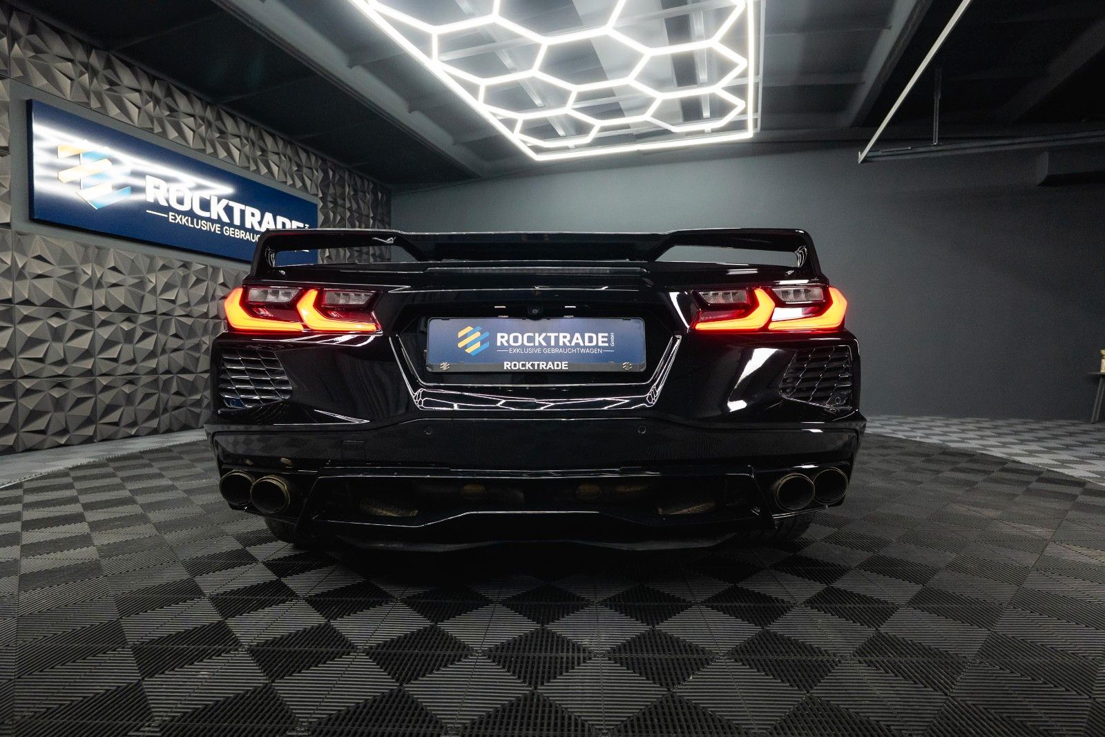 Fahrzeugabbildung Corvette C8 Stingray 1LT Targa Z51 Performance 19% VAT