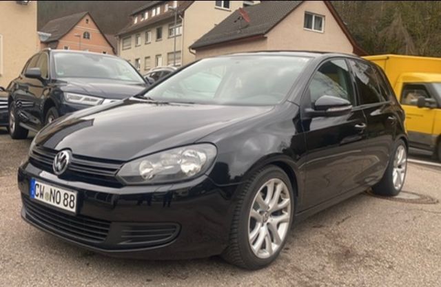 Volkswagen Golf VI 2.0 TDI Trendline*SHZ*Klima*Kamera*BT