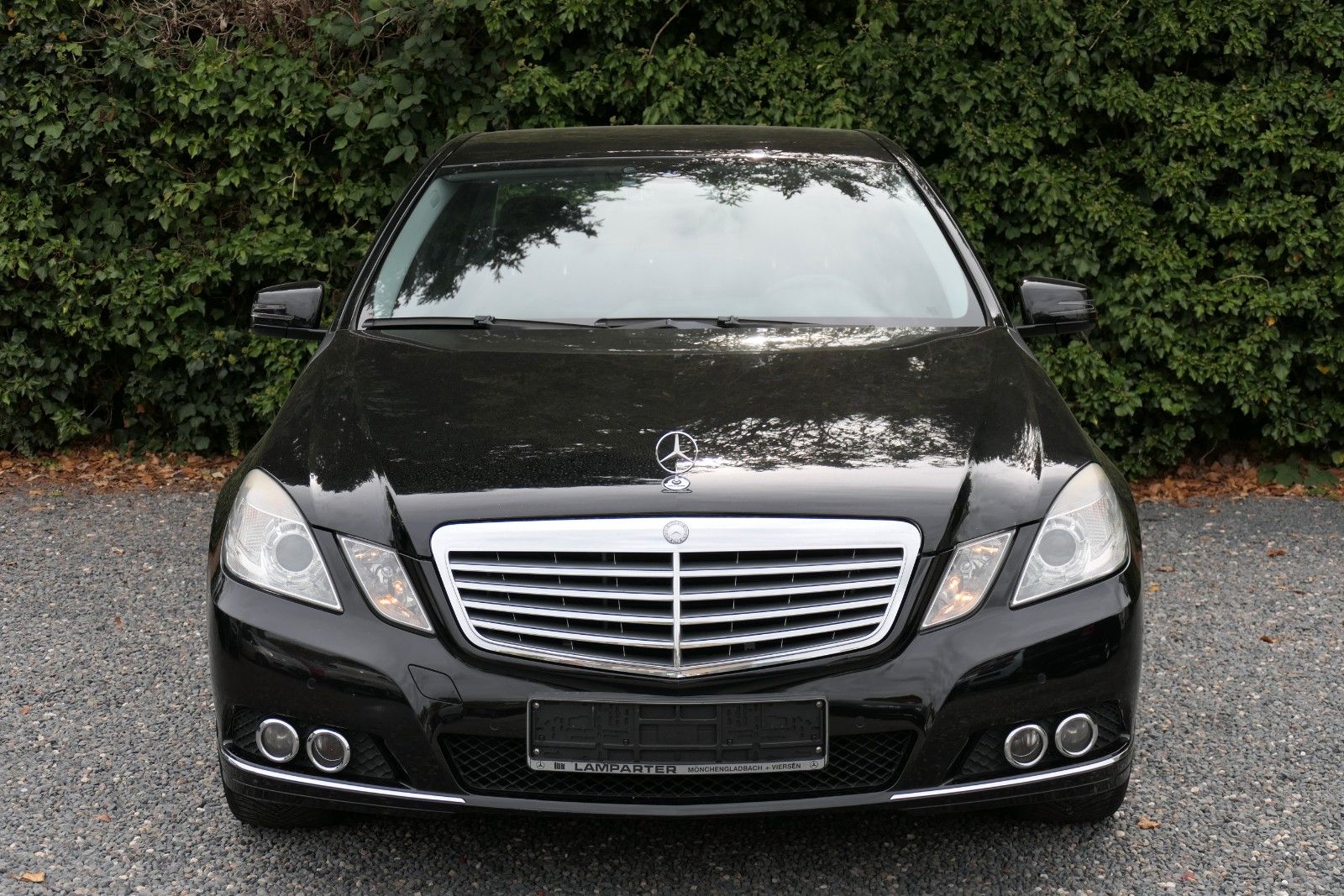 Mercedes E 220 - 1