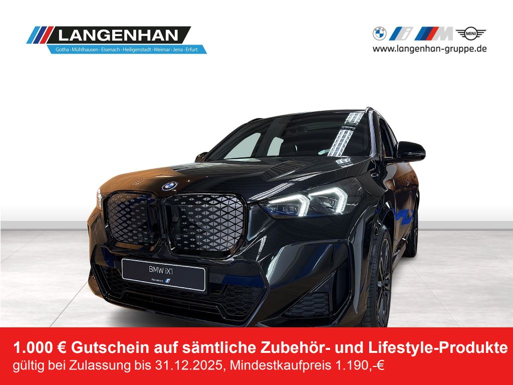 BMW iX1 xDrive30 M Sport HUD Pano Harman Kardon