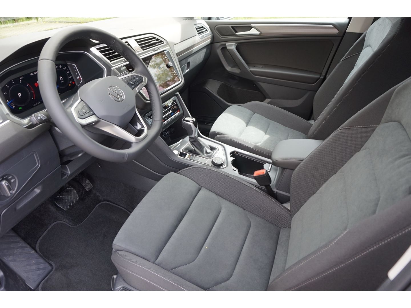 Tiguan Allspace 2.0 TSI DSG 4M Elegance 7-Si*AHK