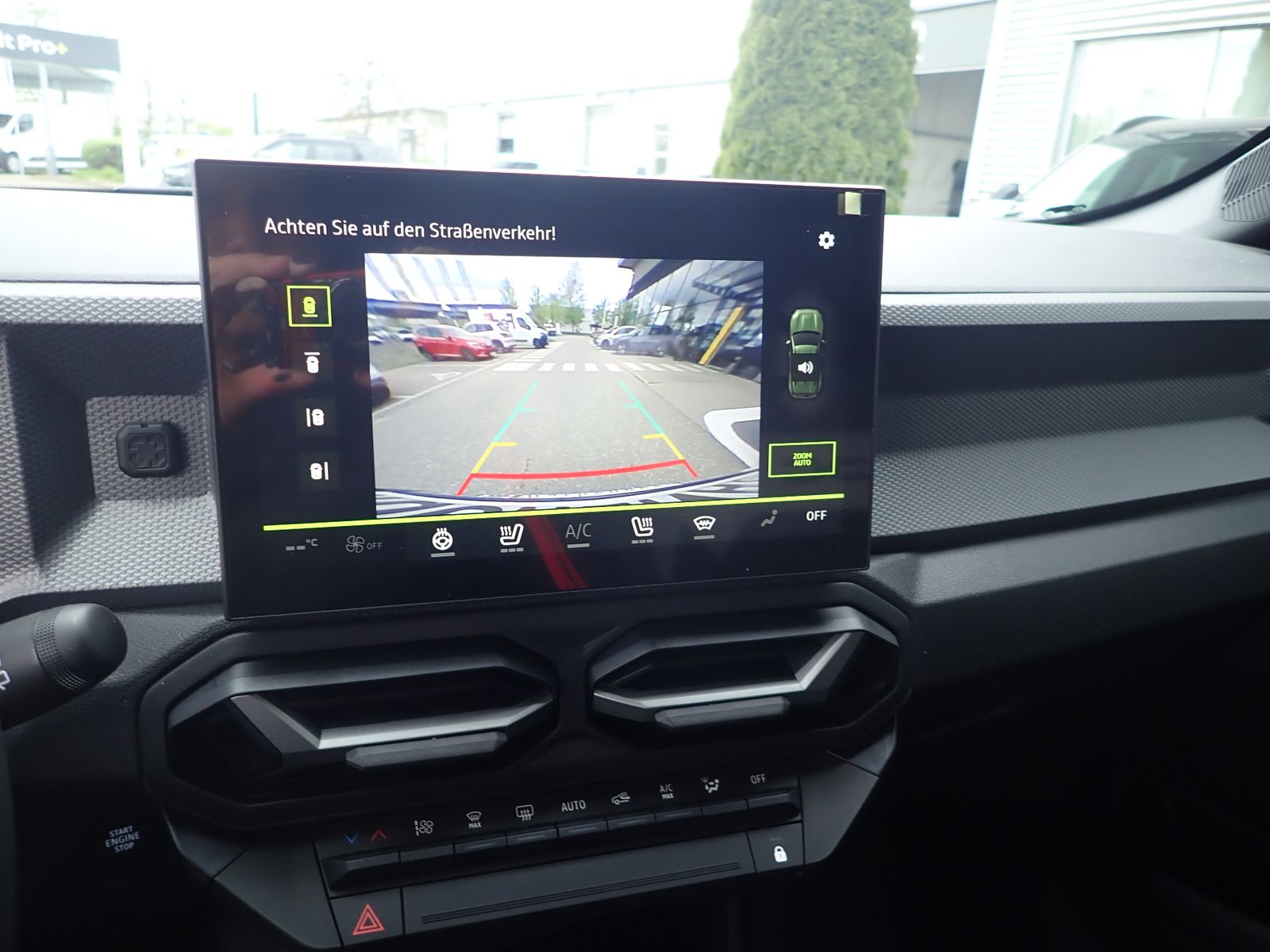 Fahrzeugabbildung Dacia Duster Journey Mild Hybrid 140