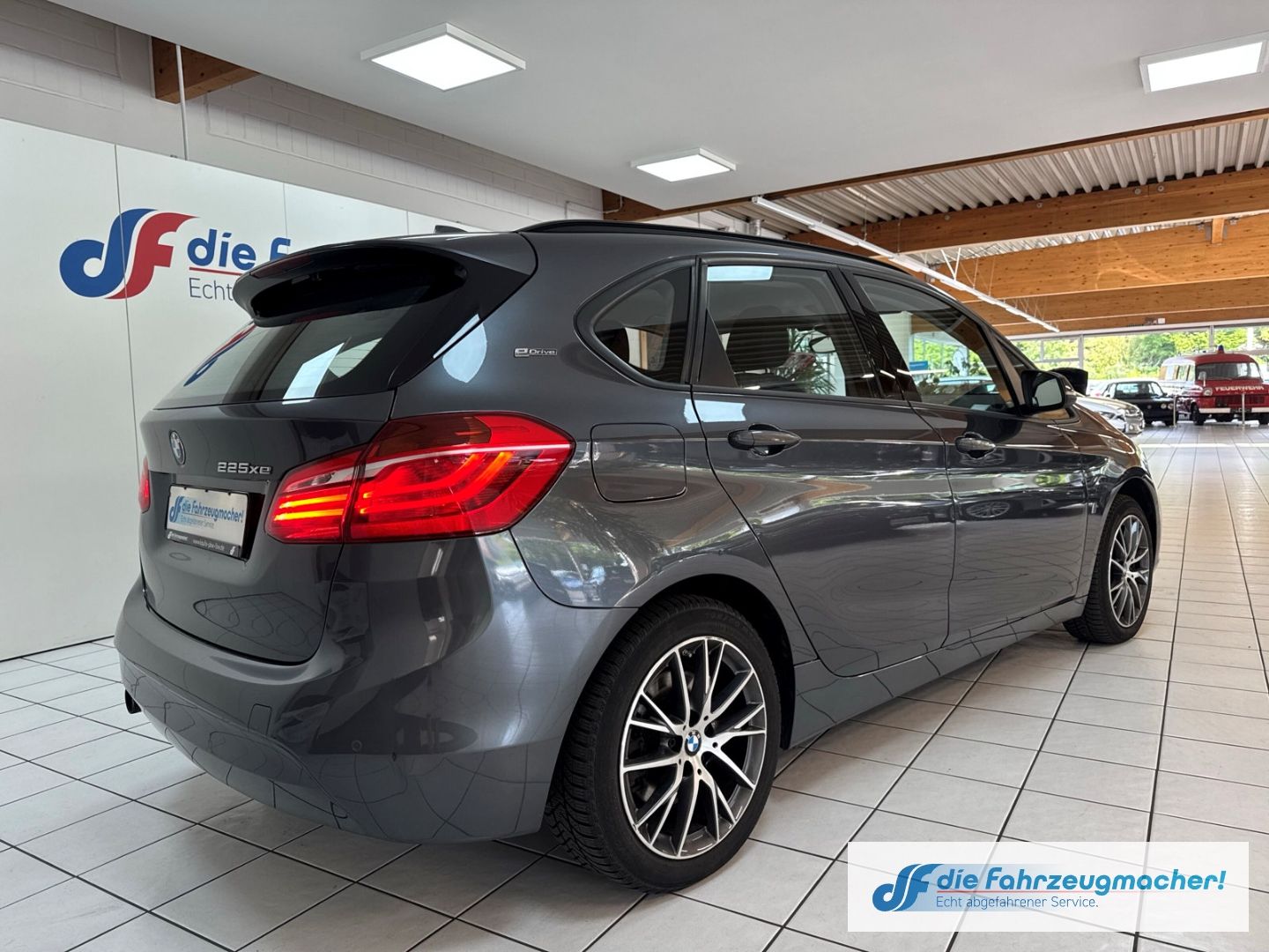 Fahrzeugabbildung BMW 225 xe Advantage Active Tourer 225xe iPerformanc