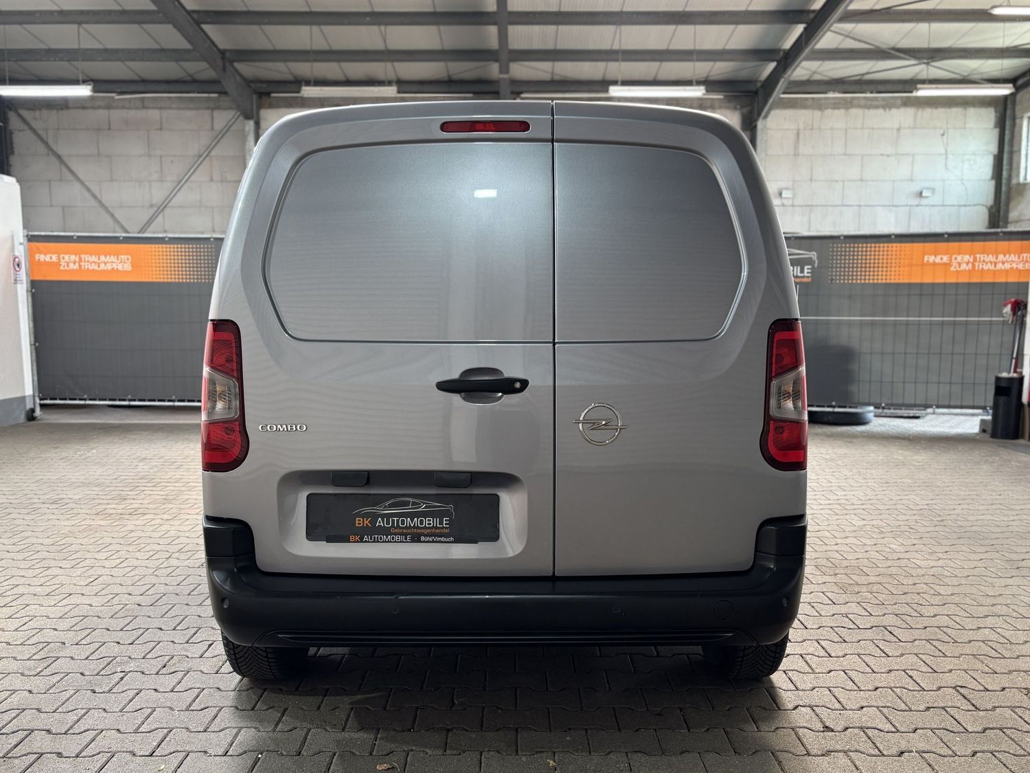 Fahrzeugabbildung Opel Combo Edition#Spur#Tempo#Keyless#DAB