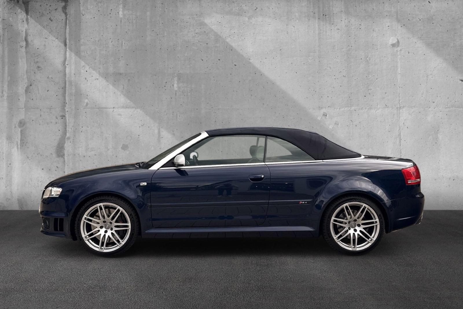 Audi RS4 Cabrio*Top Zustand*Scheckheft*Sammler