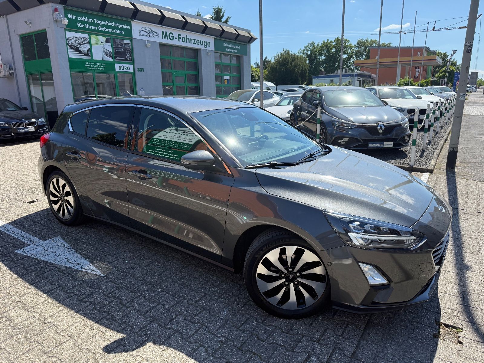 Fahrzeugabbildung Ford Focus Lim. Cool & Connect 1-HD KAMERA LED NAVI