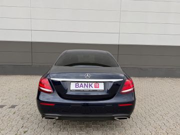 Mercedes E 200 - 9