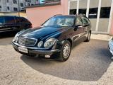 Mercedes-Benz Mercedes-benz E 270 CDI cat S.W. Elegance - schwarze Mercedes-Benz E 270