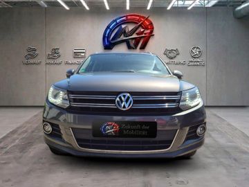 Volkswagen Tiguan - 2