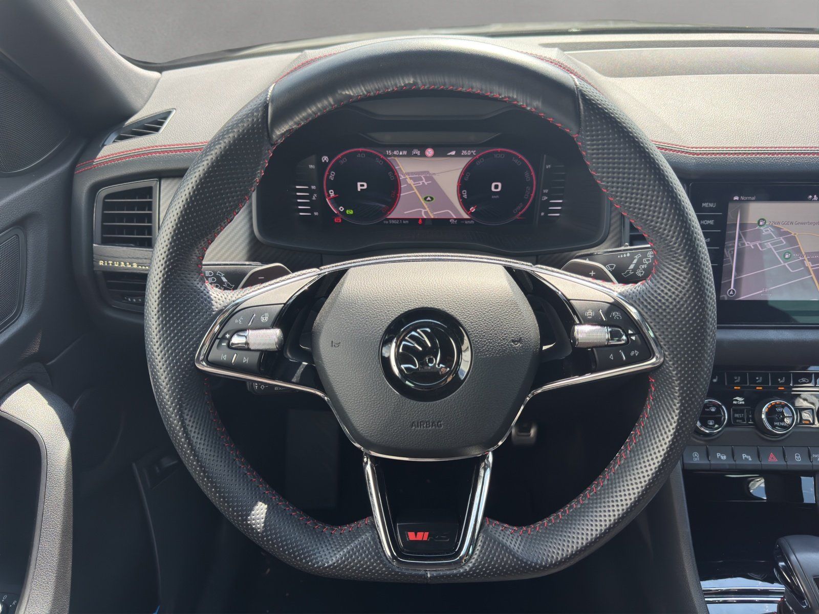 Fahrzeugabbildung SKODA Kodiaq 2.0 TSI RS 4x4/KAMERA/ACC/COLUMBUS/DCC/