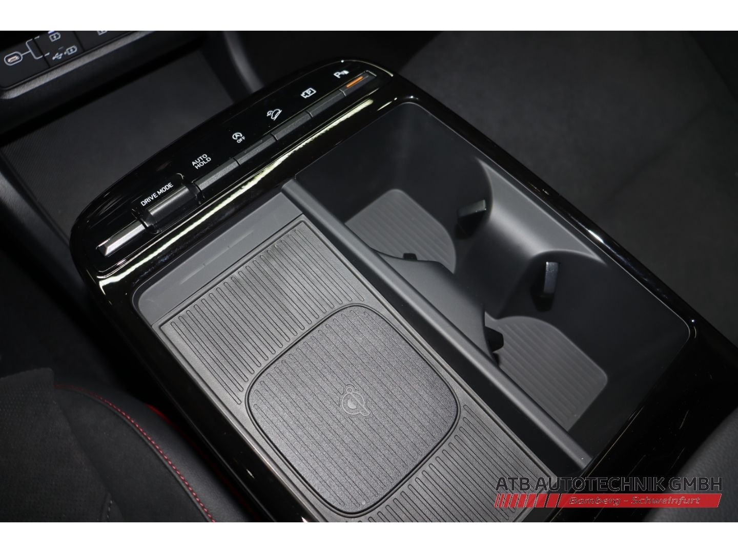 Fahrzeugabbildung Hyundai Tucson MY26 N-Line 1.6 T-GDI 150PS 7-DCT 2WD Nav