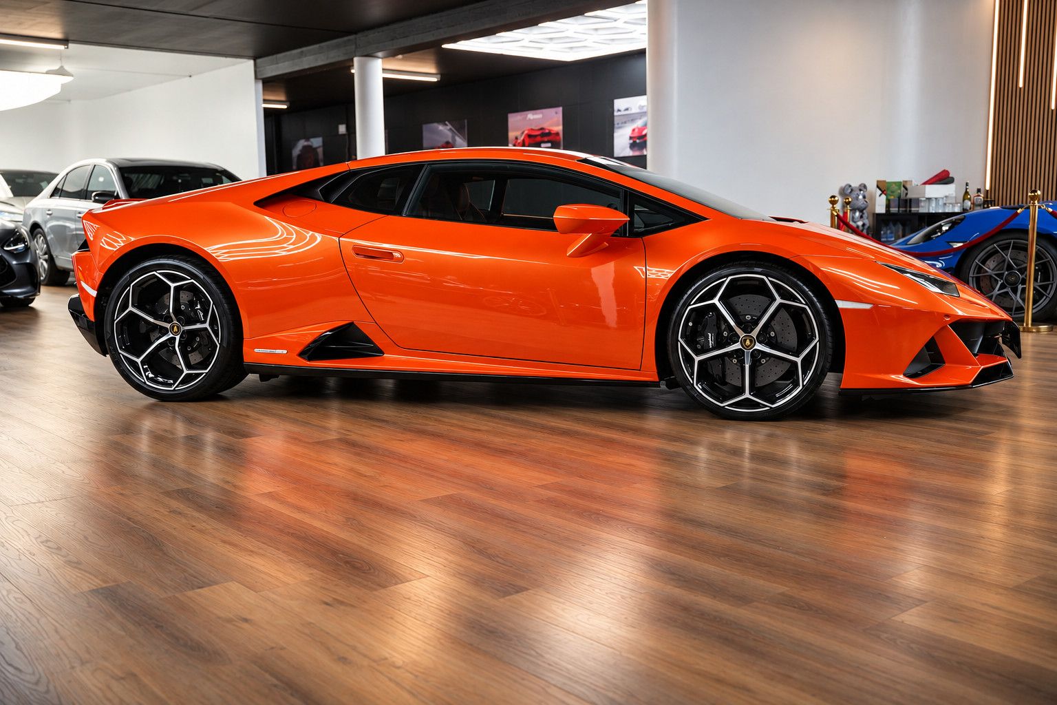 Fahrzeugabbildung Lamborghini Huracán EVO V10 *Lift*Sensonum*Kamera*ACC*SHZ