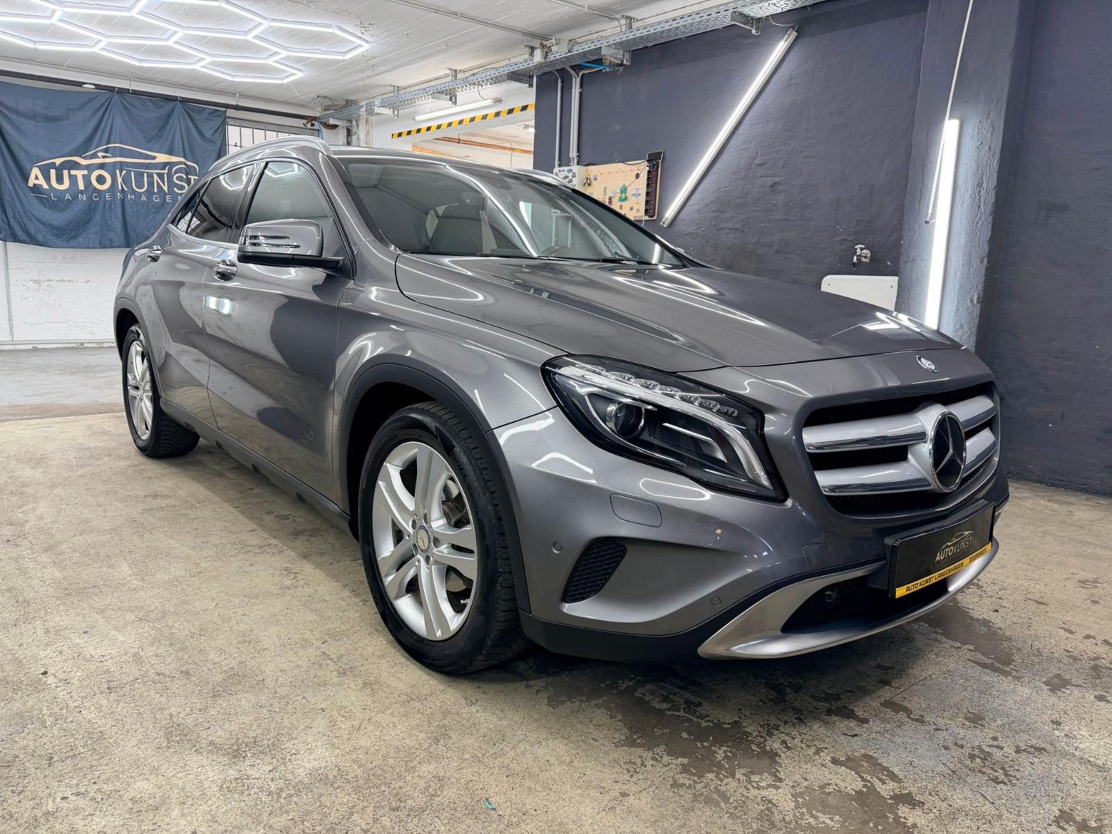 Mercedes-Benz GLA 200 Bi-Xenon Kamera SHZ Klima Navi Teilleder
