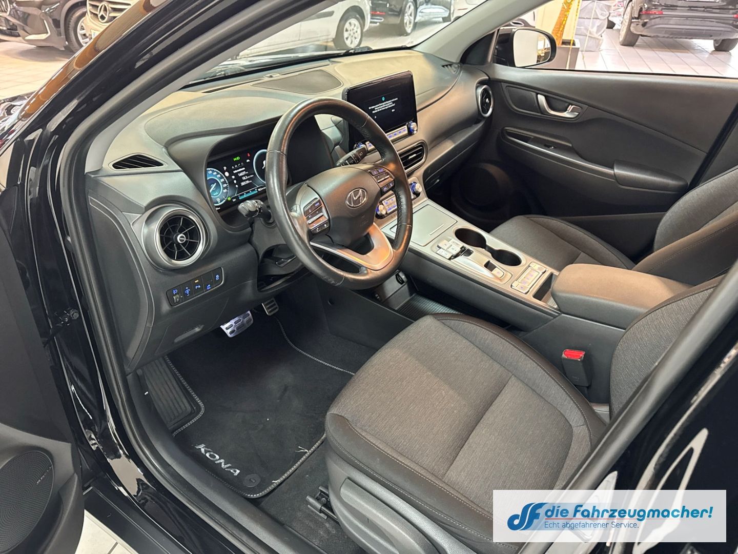 Fahrzeugabbildung Hyundai KONA Trend Elektro 2WD Navi Soundsystem LED ACC