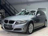 BMW 320 3 Touring 320d/Leder - BMW 320 aus 2011: 320d