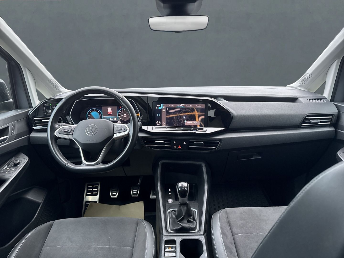Caddy Style 2.0 TDI StandHZG AHK-abnehmbar Navi 
