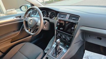 Volkswagen Golf - 12