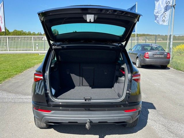 KAROQ 1.5 TSI Selection DSG PANO AHK 360° MATRIX