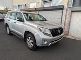 Toyota Land Cruiser 2.8 D-4D Automatik - - Toyota Land Cruiser: 4.2