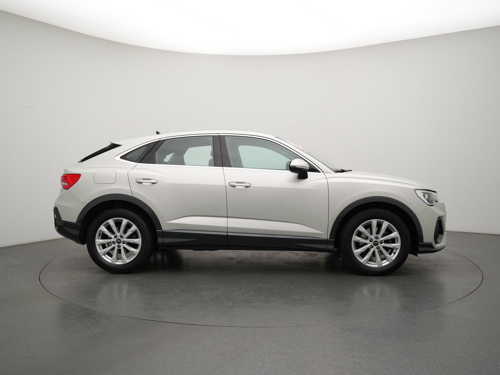 Audi Q3 Sportback VIRT ACC NAVI ACC LED PDC foto 3