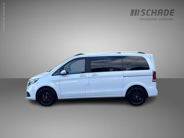 Mercedes V 220 - 2