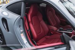 Fahrzeugabbildung Porsche 992 Turbo S *LEICHTBAU / AERO / GARANTIE/ MWST.*