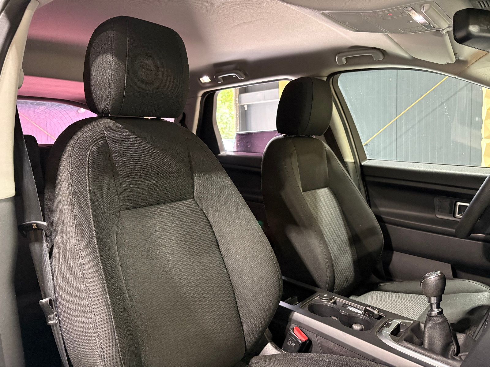 Fahrzeugabbildung Land Rover Discovery Sport Pure/PDC/SHZ/KLIMA/SPURHALTEASS.