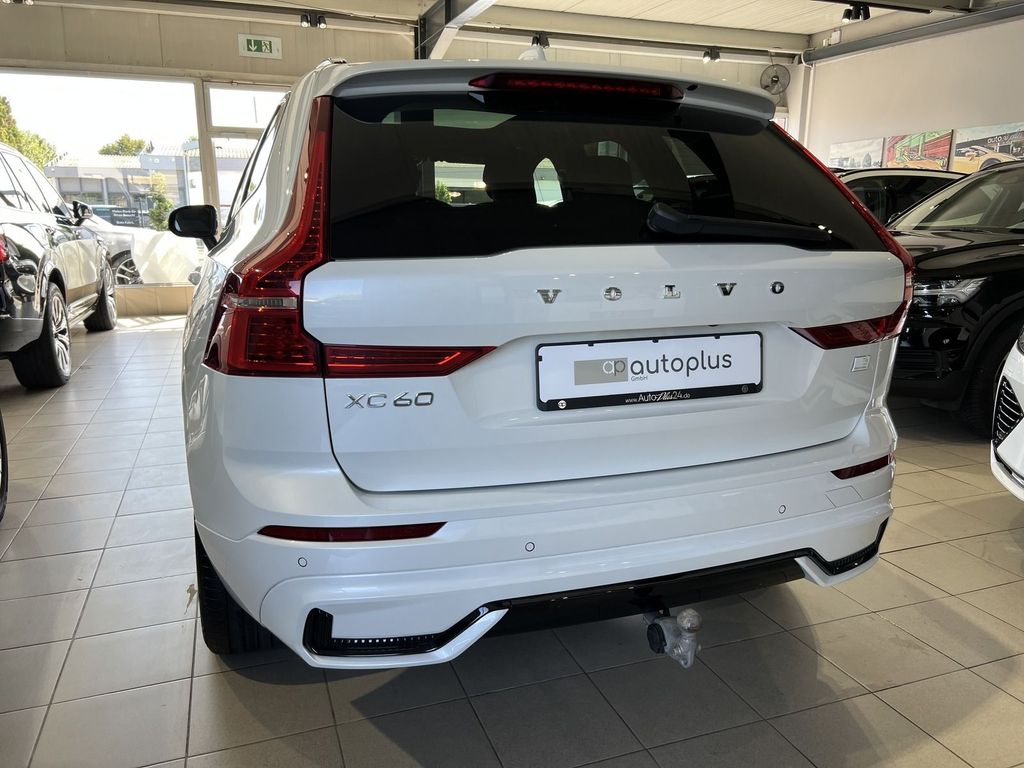 Volvo XC60 T6 R-Design Recharge AWD ACC AHK Kamera LED