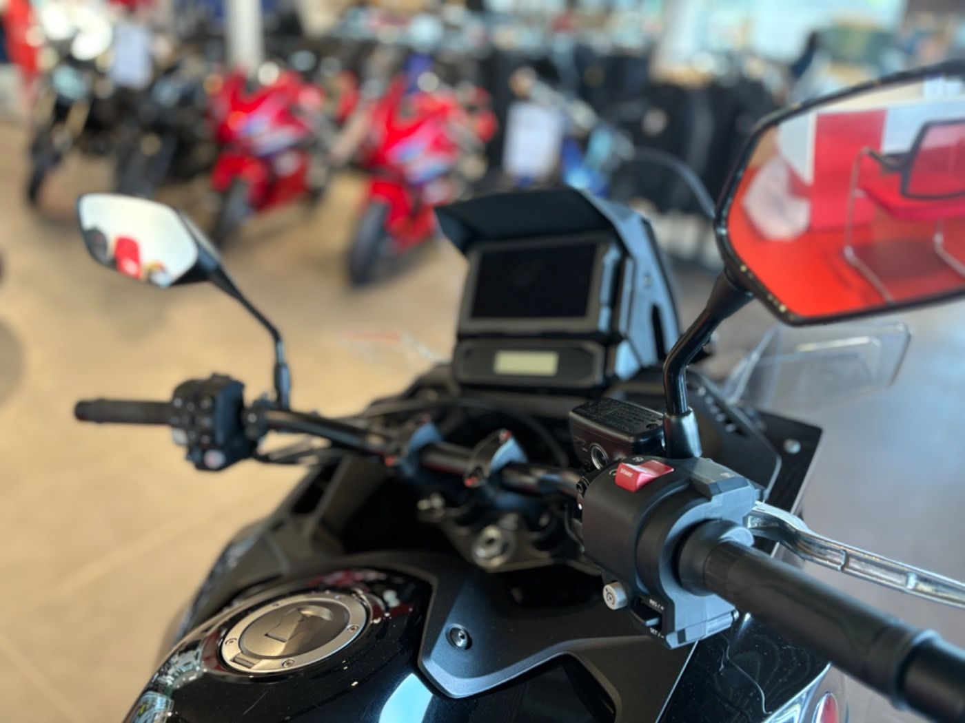 Fahrzeugabbildung Honda NT 1100 Schalter Standard