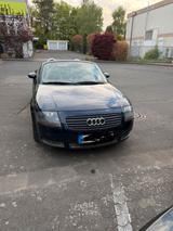 Audi TT Cabrio 1,8, 180 PS Blau metallic - Audi 80: B1