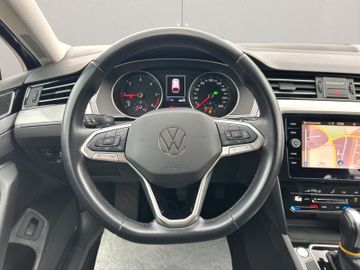 Volkswagen Passat Variant - 12