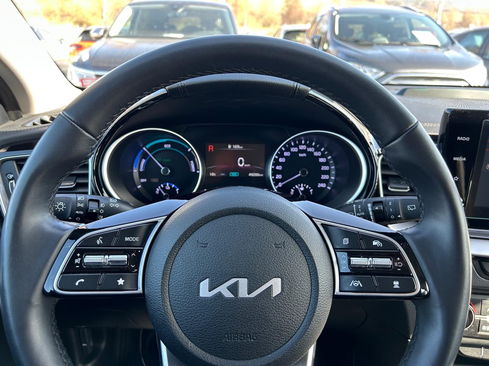 Fahrzeugabbildung Kia XCeed Plug-in Hybrid°1.Hand°LED°Kamera°Shz°